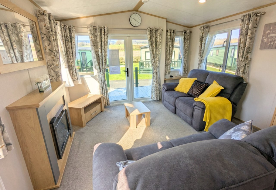 Carnaby Maesbrook 2020