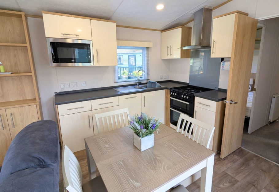 Carnaby Maesbrook 2020