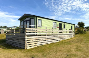 Carnaby Glenmoor 2022