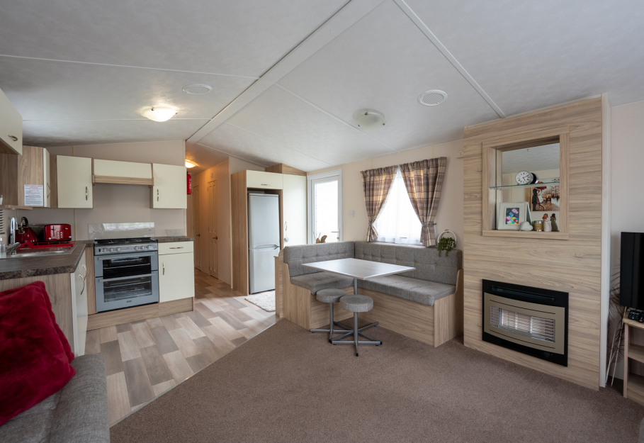 Europa Shorewood 2016