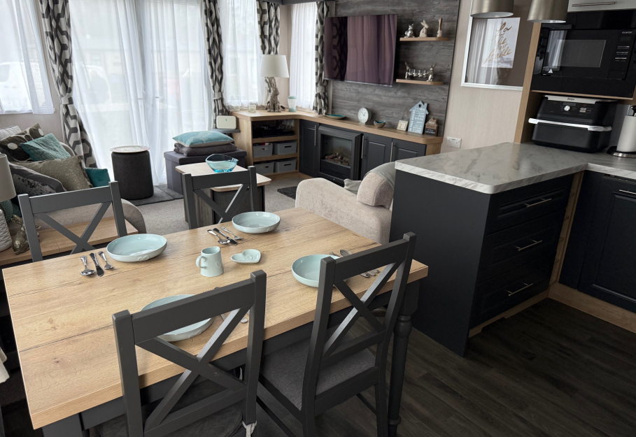 Swift Bordeaux Platinum 2021