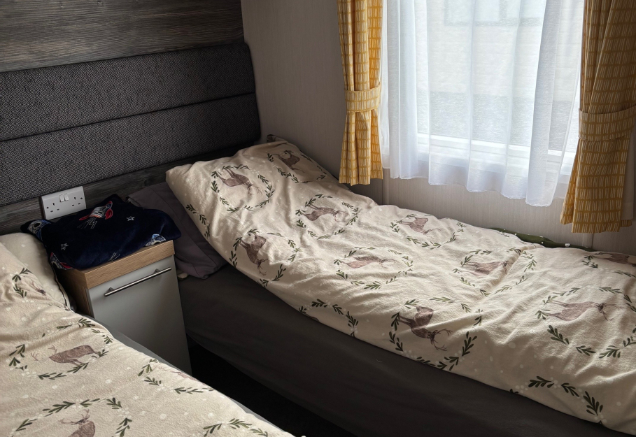 Swift Bordeaux Platinum 2022