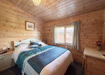 Pinelog Peveril 2004