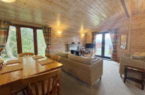 Pinelog Peveril 2002