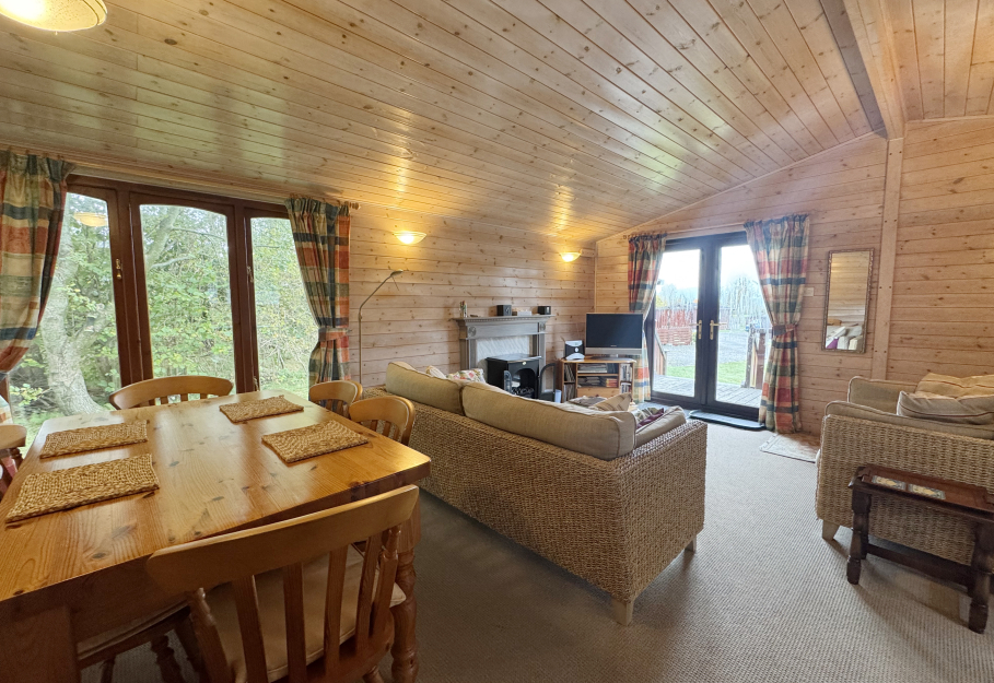 Pinelog Peveril 2002