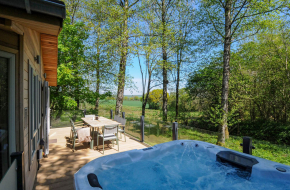 Omar Westfield – 23 Meadow Retreat 2023
