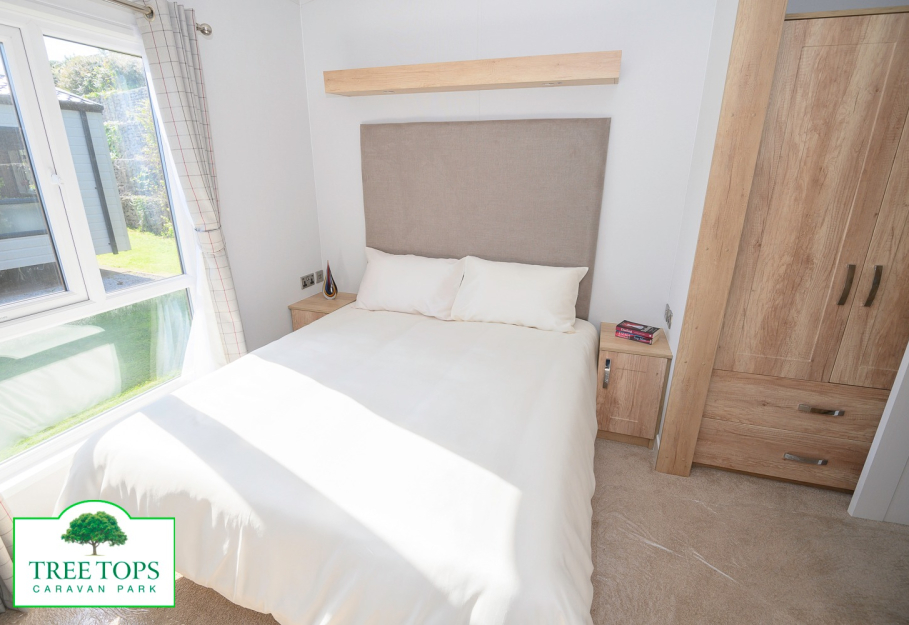 Sunseeker Sensation Lodge 2022