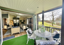 Tingdene  Harcourt Lodge  2006
